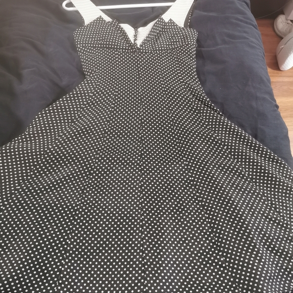 Black polka dot dress - Picture 3 of 5